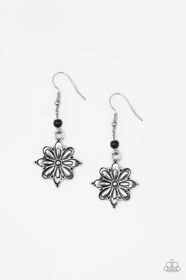 Paparazzi Cactus Blossom - Black 1