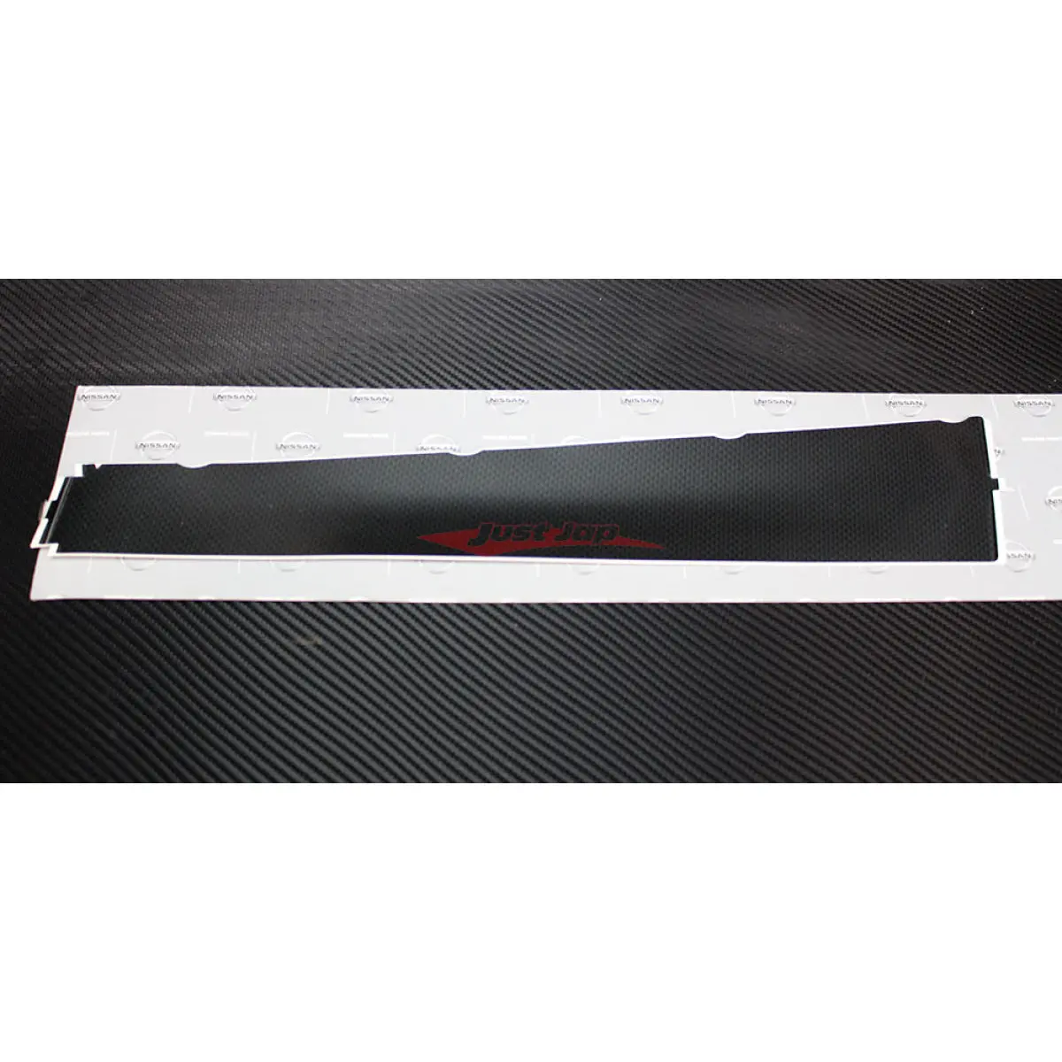 Genuine Nissan Outer Door Seal / Sticker R/H Fits Nissan Skyline R34 1