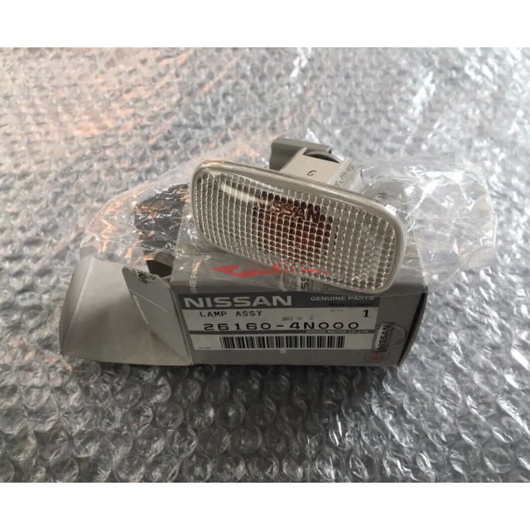 Genuine Nissan Side Indicator & Socket Assembly Fits Nissan S15 Silvia, R34 Skyline, C34 Stagea, M35 Stagea, Y34 Cedric & Gloria 1