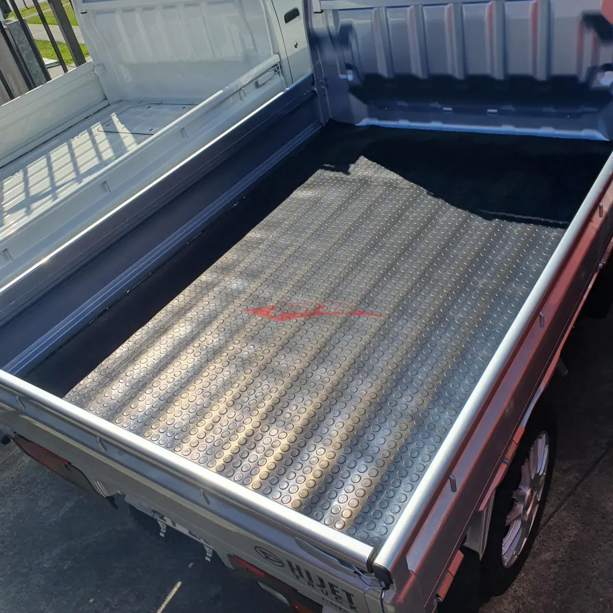 Jjr Rubber Tray Mat Fits Daihatsu Hijet And Suzuki 1