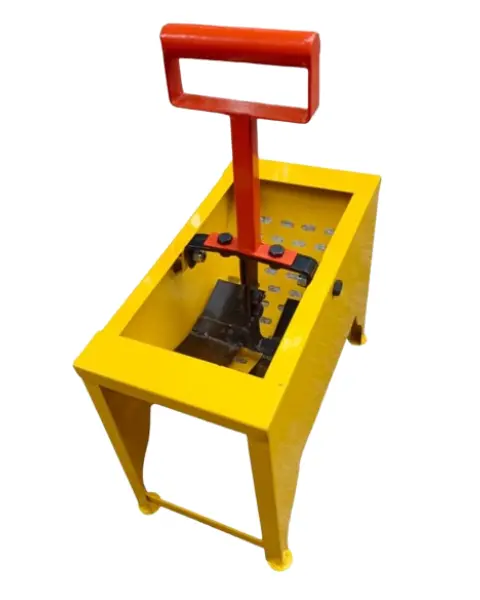 Manual Operated Groundnut Shelling Machine 1