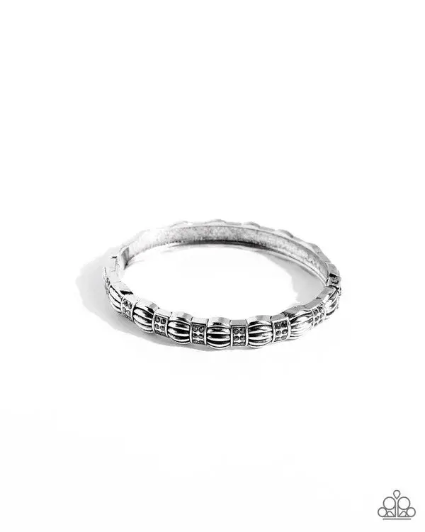 Paparazzi Metro Reverie - Silver 1