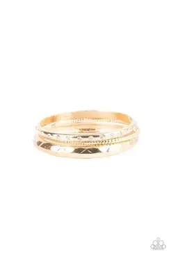Paparazzi Confidently Curvaceous - Gold 1