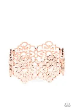 Paparazzi Baroque Bouquet - Rose Gold 1