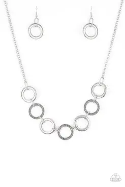 Paparazzi Modern Day Madonna - Silver 1