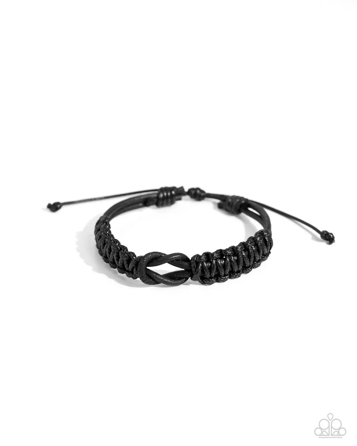 Paparazzi Nautical Myth - Black 1