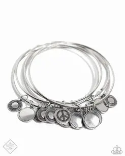 Paparazzi My Interest Is Piqued- Silver - Fashion Fix 1
