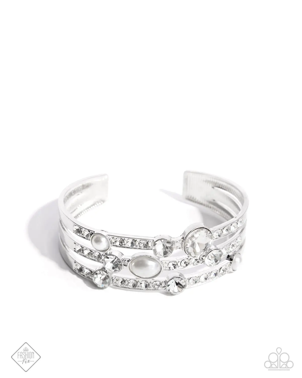 Paparazzi Classy Chance - White - Fashion Fix 1