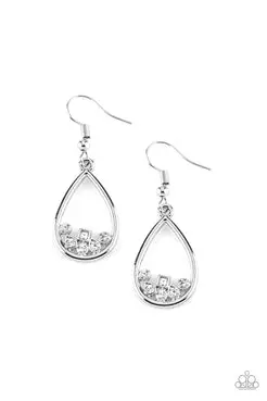 Paparazzi Raindrop Radiance - White 1